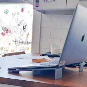 Laptop Stand Ergonomic Tilt Prop Platform Extra Grip Adjustable Cooling