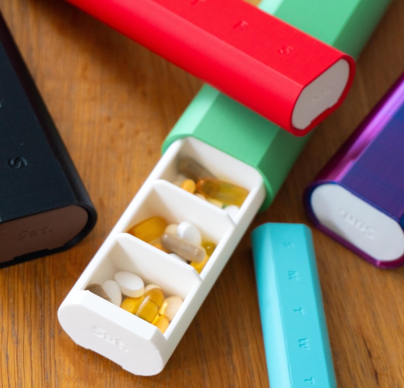 Weekly Pill Organizer Case Large 7 Day Medicine Box Travel Pill Container XL Vitamin Storage Box Daily Medication Organizer with Snap Case image 1