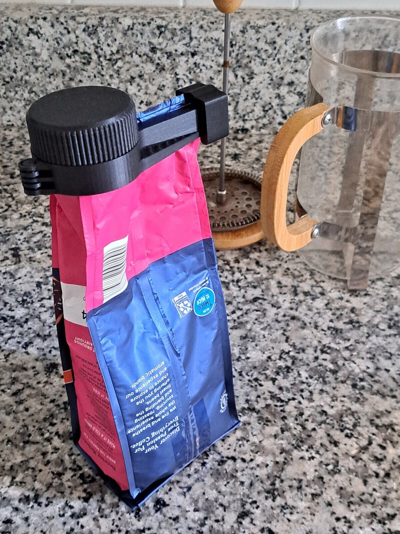 Coffee Bag Pourer 2-Pack Clip-On Convenient Easy Access Dry Ingredients Kitchen Gadget image 1