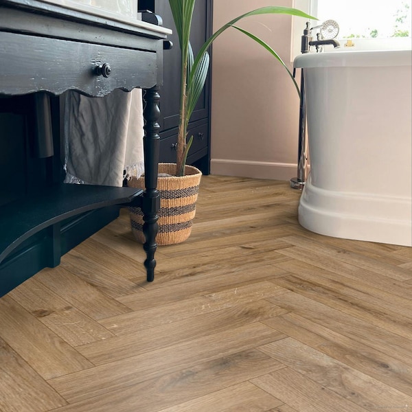 Herringbone Vinyl Flooring Sheet Lino in Parquet Wood Effect Pattern for Hallway and Kitchen Floors