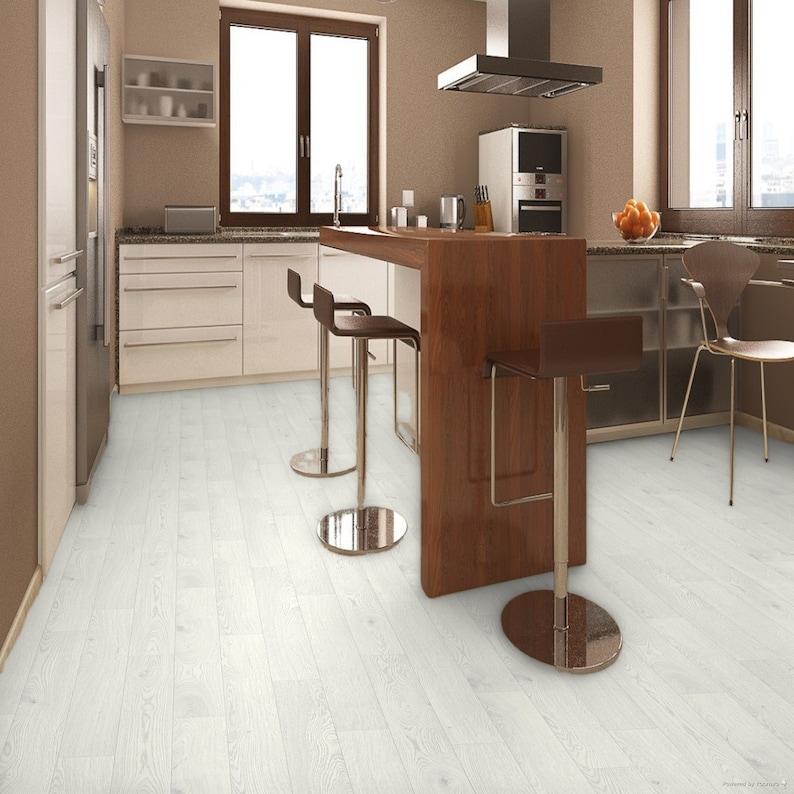 White Wood Effect Sheet Vinyl Flooring Roll for Bathrooms, Kitchens and ...