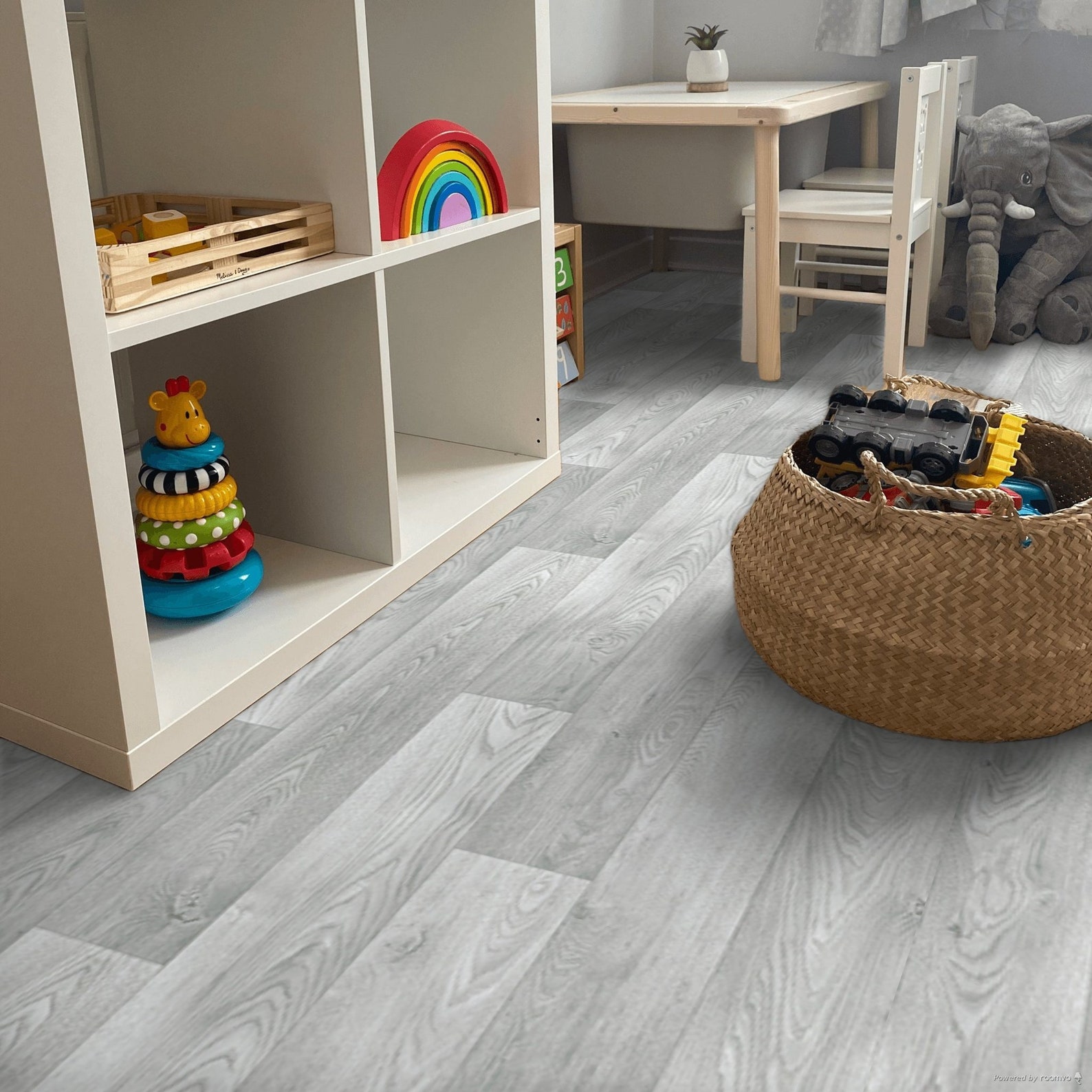 Grey Wood Effect Sheet Vinyl Flooring Lino in Random Plank Pattern for