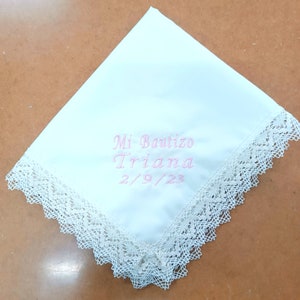 Pañuelo y vela Bautizo bordado Dorado.: 42,45 € - Miss Puntadas