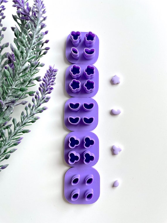 Jokumo Mini Tagliapasta Multi Forma - Set da 24 Pezzi in Acciaio Inox 430 - Ottimo per Fondente e Lavori con L'argilla - Stelle, Cuori, Fiori, 5 Tipi di Forme Geometriche