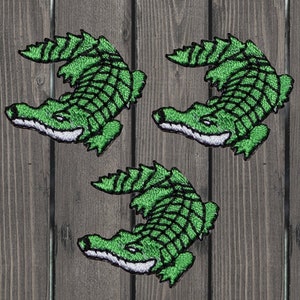 Alligator Embroidered Patch 3-Pack, 1.375&quot; Iron On Crocodile Applique, Small Gator Badge, DIY Animal Patch for Jackets, Hats or Bags