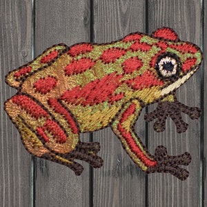 Shiny Red Frog Iron On Patch, 2&quot; Embroidered Amphibian Applique Badge for Jackets, Hats, Bags, Nature Decor, Animal Lover Gift Patch