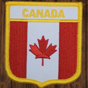 Canada Iron On Patch, Maple Leaf North America Embroidered Applique Badge for Jackets, Hats, Bags, Canadian Flag Travel Collectible
