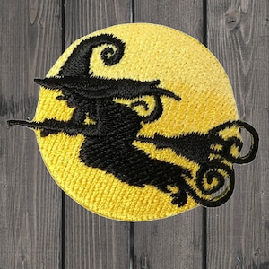 Witch Embroidered Patch, 2&quot; Iron On Halloween Applique with Full Moon, Spooky Witch Badge for Jackets, Bags, Hats, Crafts, Collectors