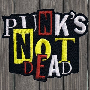 Punk&#39;s Not Dead Embroidered Patch 3-1/8&quot; Iron On, Hardcore Thrash Emo Badge, Punk Rock Patch for Jackets Backpacks Hats DIY Crafts