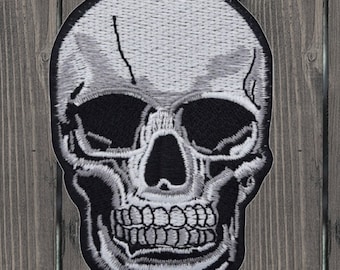 Large Human Skull Embroidered Patch, Iron On Skeleton Applique for Jackets, Gothic Punk Badge, Anatomical DIY Patch, Edgy Clothing Decor