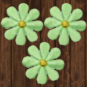 Mini Daisy gestickter Aufnäher 1 &quot;3er-Pack, hellgrüne Aufbügler, Blumen Applikation, Gartenblüte für Jacken, Hüte, Taschen, Kunsthandwerk, Dekor