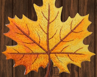 Orange Blatt Aufbügler, Herbst Herbst Gestickte Applikation Abzeichen für Jacken, Hüte, Taschen, Saisonales Natur Sammlerstück Patch 6,5 cm