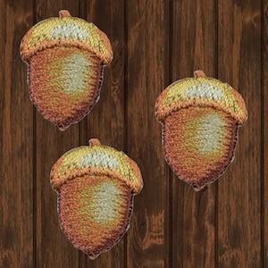 Parche termoadhesivo de bellota (paquete de 3), 22 mm (7/8&quot;), aplique de nuez otoñal para chaquetas y bolsos. Coleccionable. Diseño de alta calidad.