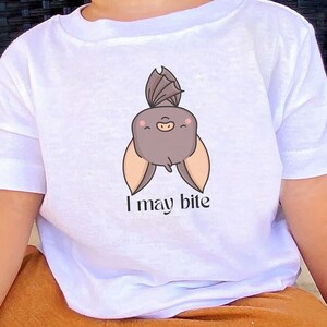 幼児用コウモリTシャツ、「噛むかも」グラフィックTシャツ、ベビーコウモリアパレル、対象年齢6ヶ月～24ヶ月