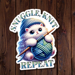 Cadeau pour tricoteuse qui aime les chats, câlins, tricot répété, chat mignon avec fil Sticker