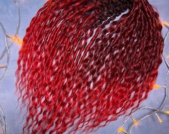 Red Curly Dreadlock Extensions 55 cm Ombre Black to Red DE Dreads Synthetic Curly Braids Festival Hair, Full Head Dread Set Handmade Dreads
