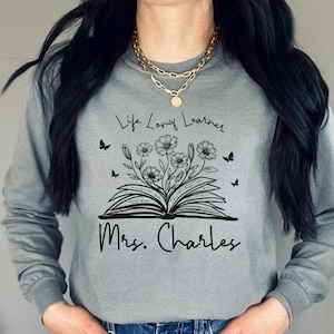 Custom Reading Teacher Shirt Librarian Shirt Gift Customized Comfort Colors Long Sleeve T-Shirt Educator Shirt Gift Fall Shirt Appreciation