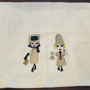 I Love Lucy Hand Towel - Lucy & Ethel Paris Gown - Beige