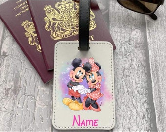 Gepersonaliseerde op Mickey en Minnie Mouse geïnspireerde naamtag voor bagagelabels met elke naam toegevoegd