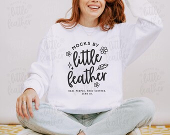 Bluza Comfort Colors 1566 w kolorze białym z okrągłym dekoltem – makiet odzieży lifestylowej (do pobrania w wersji cyfrowej)
