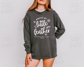 Comfort Colors 6014 Pepper Long Sleeve Shirt Mockup | C6014 T-Shirt Mock | Real Model Mock-Up | Simple Trendy Oversized Tee Studio Aesthetic