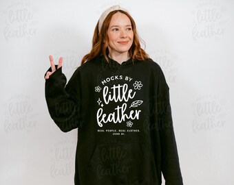 Gildan 18500 Black Hoodie Mockup mit echtem Modell (Digitaler Download)