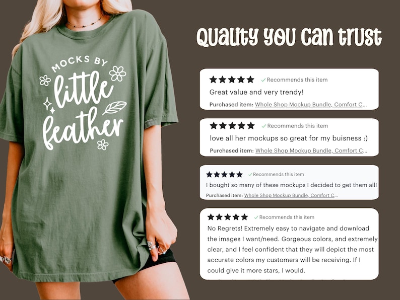 Puede incluir: Camiseta verde oliva con el texto "Mocks by little feather" en escritura blanca y detalles florales. La imagen tambi&eacute;n incluye rese&ntilde;as de clientes con valoraciones y texto.
