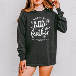 Comfort Colors 6014 Graphite Long Sleeve Shirt Mockup | C6014 Grey TShirt Mock | Real Model Mock-Up | Simple Trendy Oversized Tee Aesthetic