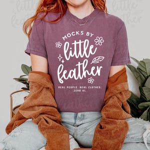 Comfort Colors 1717 t-shirt mockup by mocksbylittlefeather. A Print on Demand Mockup Shop that provides high quality png mockups for POD sellers. Little feather mocks uses only real models, real products, no Ai ever.