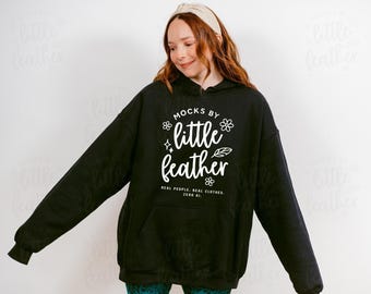 Gildan 18500 Black Hoodie Mockup mit echtem Modell (Digitaler Download)