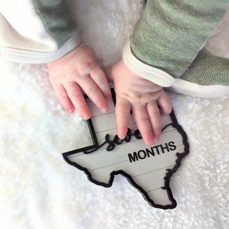 Regardez votre bébé grandir Jalons adorables en forme de Texas Accessoires photo pour nouvelle maman Shiplap noir et blanc nourrisson à 1 an image 2