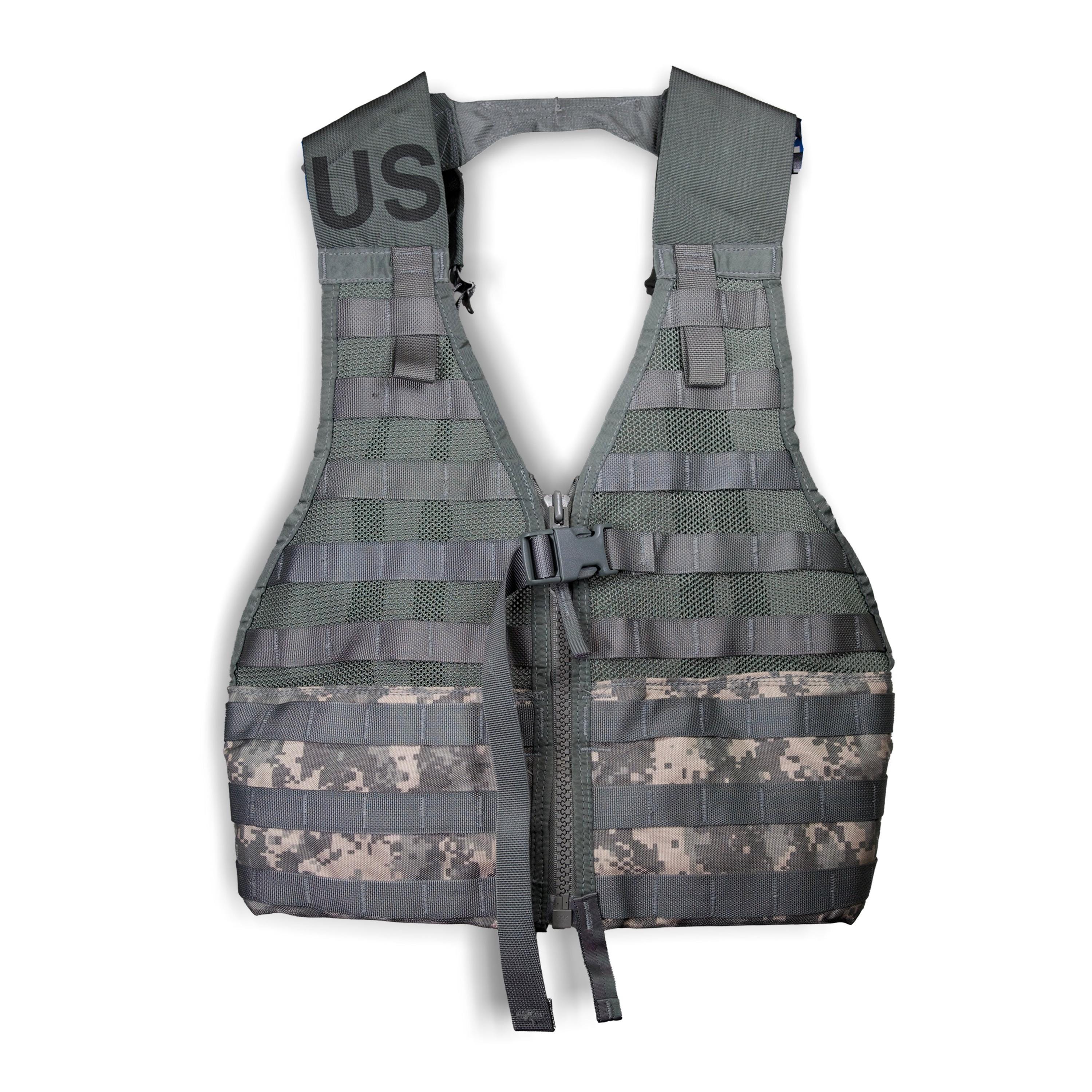 本物の米陸軍戦闘用ロードキャリアベスト Molle II ACU UCP デジタル