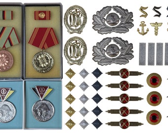 東ドイツ DDR 国民人民軍 軍 NVA 兵士 帽子ピン 花形帽章