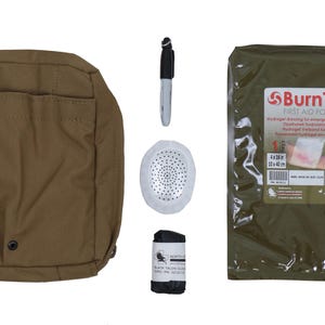 Authentic U.S Marine Corp Zippered Individual First Aid Kit Pouch Molle II Coyote IFAK A1 Khaki USMC Pouch with Zipper