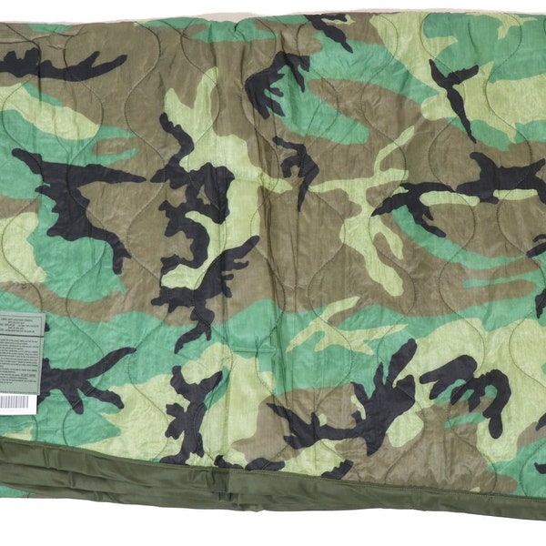 Authentic US Military Poncho Liner Woobie Woodland ERDL Camo U.S. Army Issue BDU Wet Weather Liner
