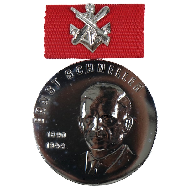 Authentiek Oost-Duits leger GST Zilver Ernst Schneller Medaille NVA DDR Uniform Insignia Award Medaille Badge Krans Militair Duitsland