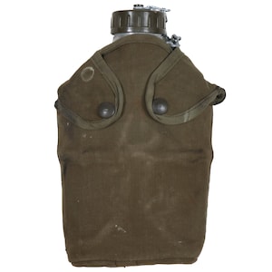 Authentic French M51 Indochina Era Canteen with Cup and Pouch Canvas Green Khaki Algerian Era Military Surplus 1950 Canteen France Army