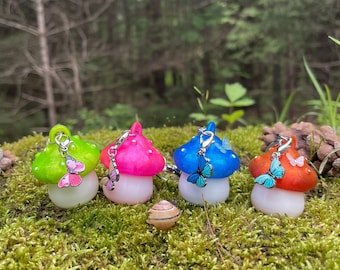 Mushroom Container Keychain | With Charm | 3D Printed | Geocache | Pill Container | Festival Trinket | Stash