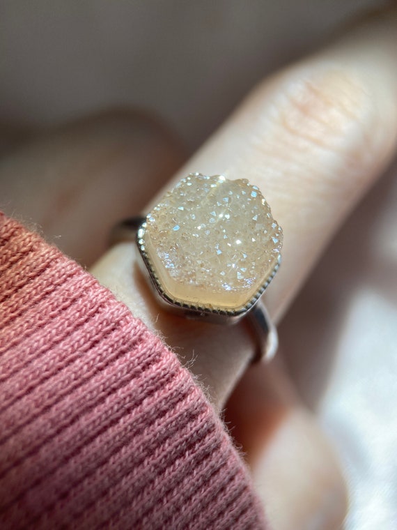 Druzy Ring, Natural Color Druzy, Champagne Druzy Ring, Silver Ring, Hexagon Druzy Ring, Sparkly Crystal Ring, Natural Glittery Crystal
