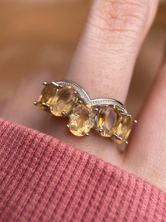 Glam Citrine Ring, Five Stones Citrine Band, Curved Citrine Ring, Silver Citrine Ring, Chevron Ring, Wishbone Ring, Natural Citrine