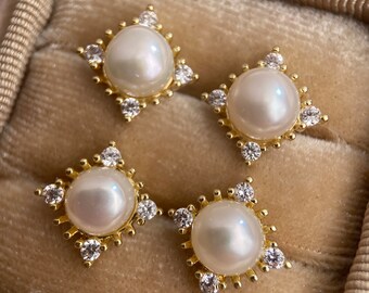 Weiße Süßwasser-Perle Ohrstecker, Süßwasser-Zuchtperlen Ohrringe, Gelbgold Perle Ohrstecker, Elegante Ohrstecker, Natürliche Perle, Juni Birthstone