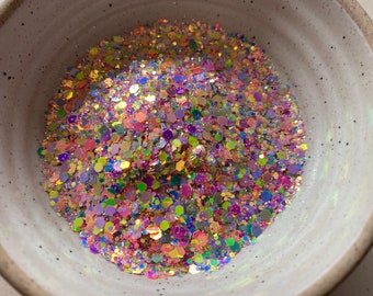 Rainbow Queen Glitter Blend (with glow)