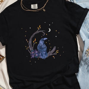 Crow Comfort Colors T-Shirt, Cottagecore Raven Shirt, Gothic Crow Top, Witchy Aesthetic Tee, Dark Academia Gift