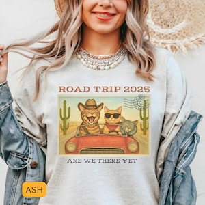 Western Katzen Shirt, benutzerdefinierte Jahr Urlaub T-Shirt, lustiges Road Trip T-Shirt, Vintage Sommer Vacay T-Shirt, Familie passende Shirts, Reisegeschenk T-Shirt