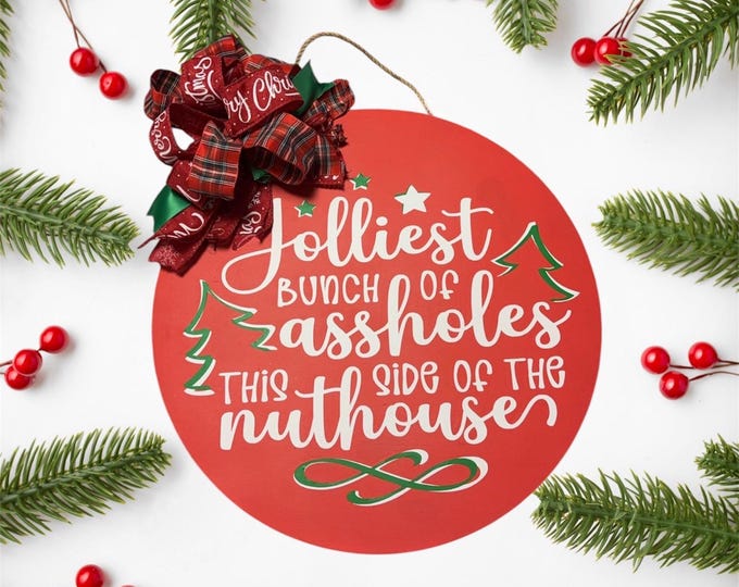 Jolliest door hanger to celebrate every holiday season