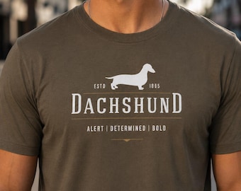 Camiseta Vintage Dachshund | Camiseta Dachshund Alerta, Determinada e Ousada