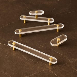 Brass & Acrylic Drawer Pull – Decorative Cabinet Handle – Retro Kitchen Hardware – Bold Mixed-Material Accent