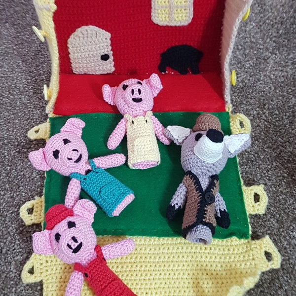 Patron au crochet : trois petits cochons et tapis de jeu maison, marionnettes à doigt comptine, cochons et loups, tapis de jeu, contes