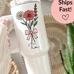 tia tumbler, tia 40 oz tumbler, tia  mothers day, new aunt travel cup, tia tumbler with handle ,gift from nephew and niece