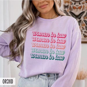 Mujeres en la ley, sudadera de abogado, sudadera de abogado, sudadera supuestamente, camiseta de estudiante de derecho, sudadera de estudiante de la facultad de derecho, regalo de abogado